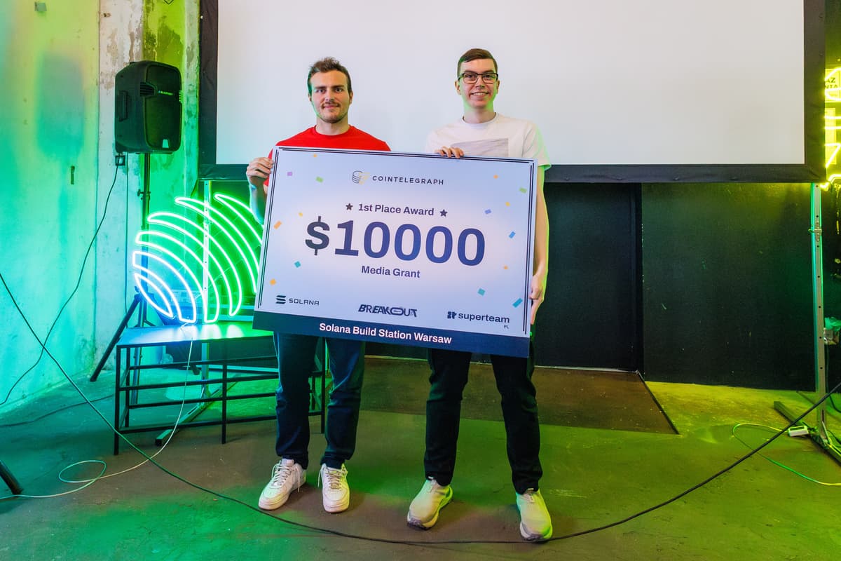 derp.trade team receiving $10,000 media grant from Cointelegraph at Superteam Poland's Demo Day